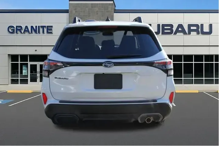 $34798 : Subaru Forester 2025 AWD Lim image 8