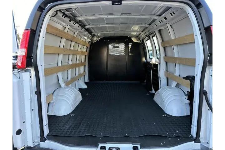 $31888 : Chevrolet Express 2024 2500 image 9
