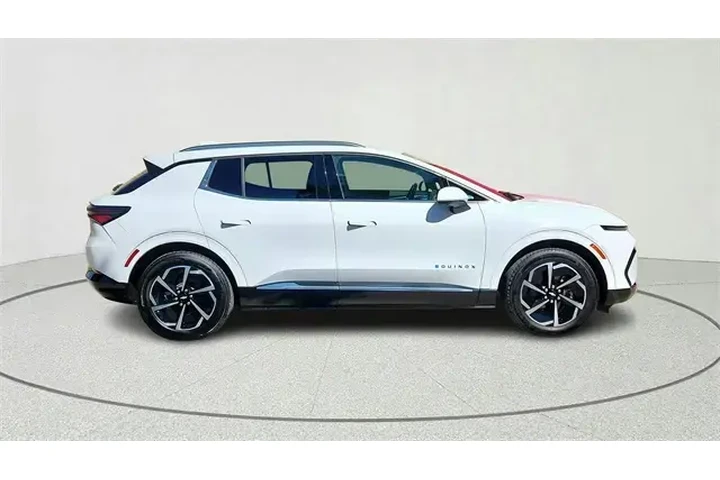 $28099 : Chevrolet Equinox EV 2024 LT image 2