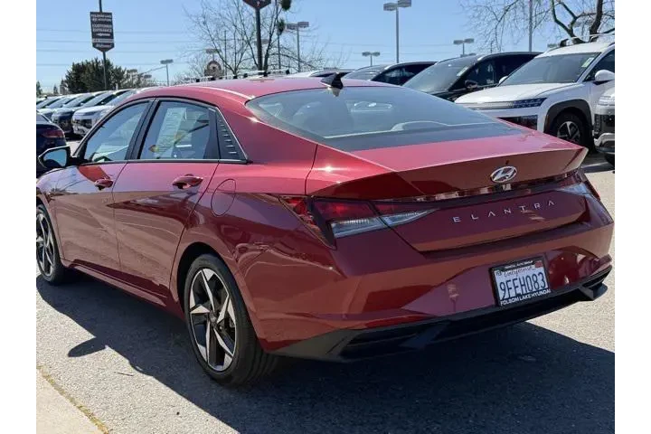 $19991 : Hyundai ELANTRA 2023 SEL 4dr image 5