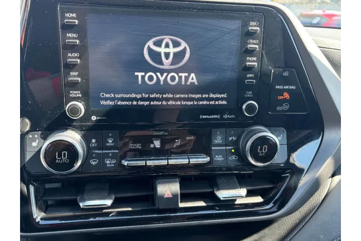 $27995 : 2022 Highlander XLE image 10