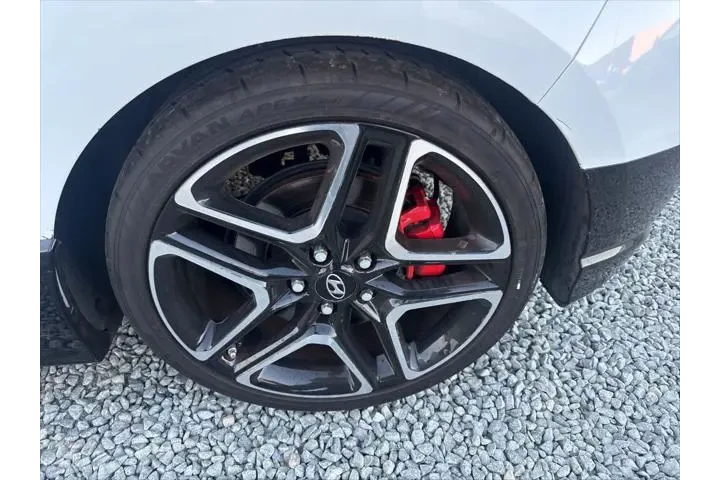 $20999 : Hyundai VELOSTER N 2020 3dr image 10