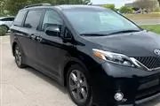 $12500 : 2017 TOYOTA SIENNA SE thumbnail