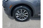 $25990 : Lincoln Nautilus 2021 Standa thumbnail