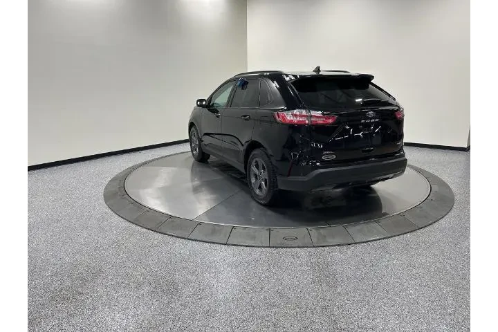 $30465 : Ford Edge 2024 AWD SEL 4dr S image 6