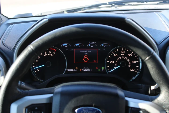 $19995 : 2015 F-150 CREW CAB Lariat 4WD image 9