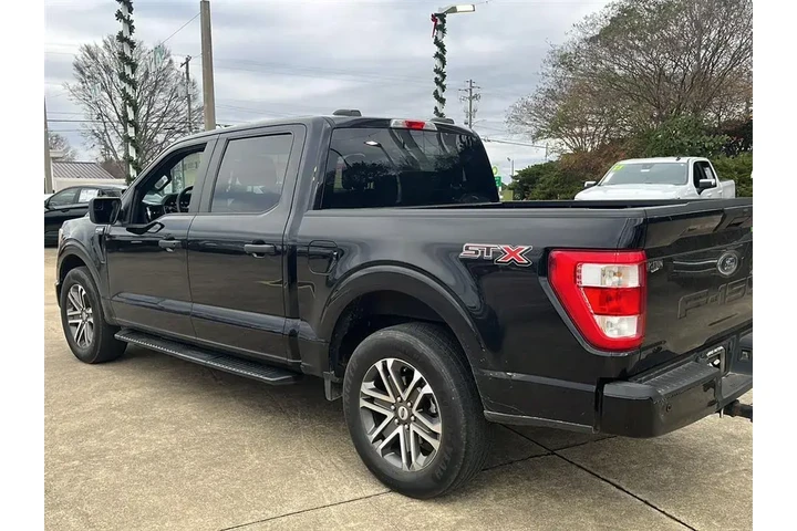 $26983 : Ford F-150 2021 4x2 Lariat 4 image 2