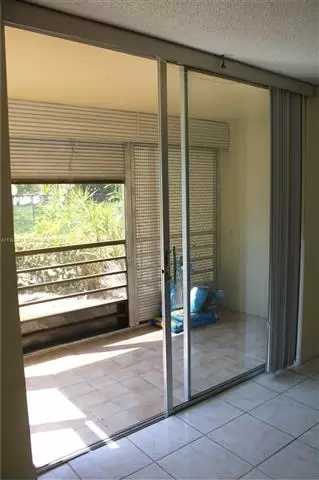 $238000 : MIRAMAR image 8
