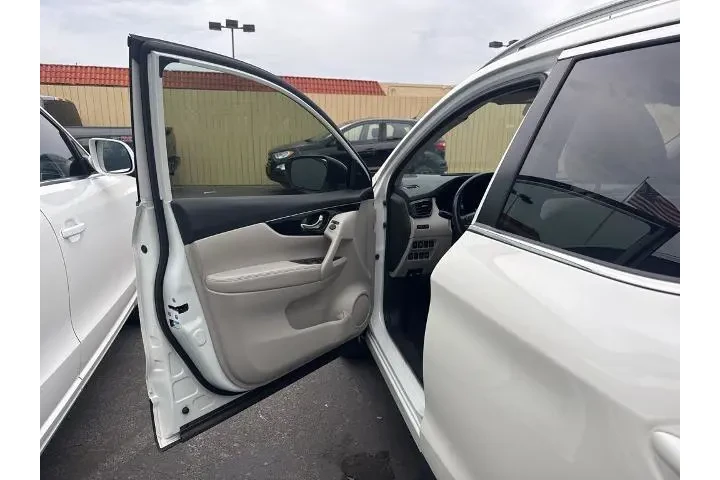 $17397 : Nissan Rogue Sport 2019 S 4d image 7