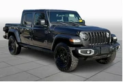 $33664 : Jeep Gladiator 2023 4x4 Free thumbnail