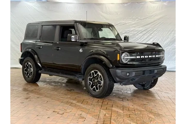 $35000 : Ford Bronco 2021 4x4 Outer B image 1