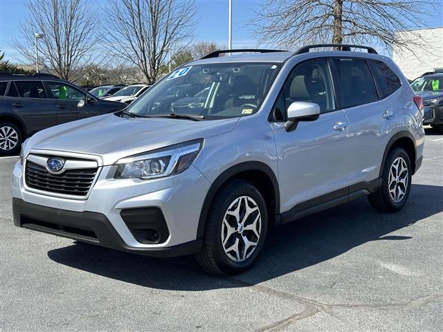 $24484 : PRE-OWNED 2020 SUBARU FORESTER image 5