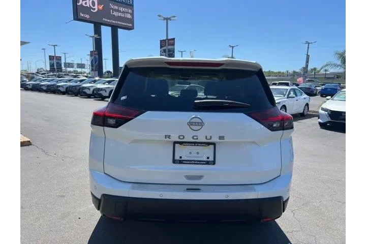 $26099 : Nissan Rogue 2025 SV 4dr Cro image 5