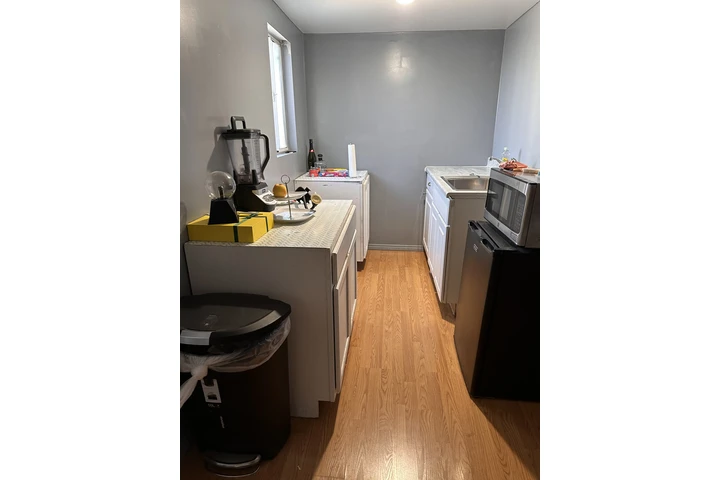 $1200 : Se renta cuarto en Torrance image 6