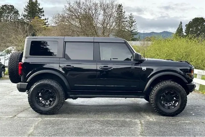 $39656 : Ford Bronco 2022 4x4 Black D image 3