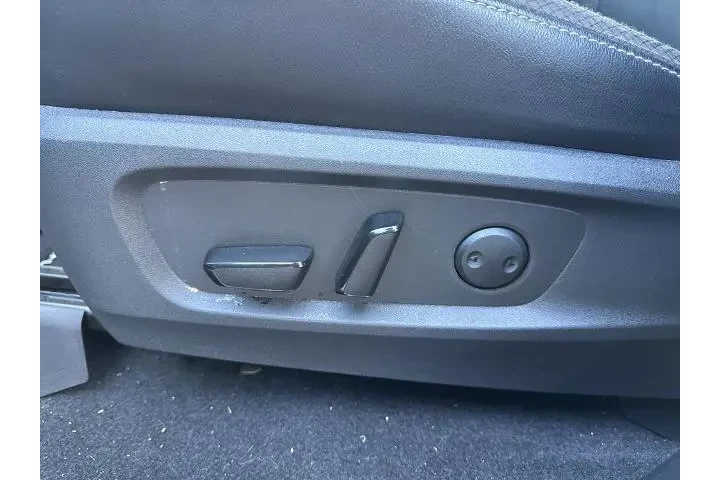 $31000 : Nissan Pathfinder 2022 SL 4d image 8