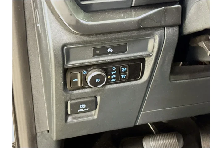 $39990 : Ford F-150 2025 4x4 STX 4dr image 10