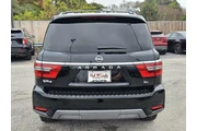 $32000 : Nissan Armada 2022 4x2 SL 4d thumbnail