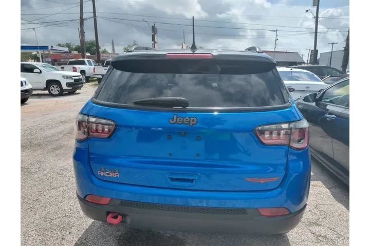 $21500 : 2023 Compass Trailhawk image 1