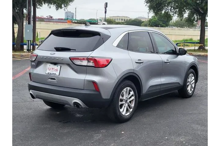 $19200 : Ford Escape 2022 SE 4dr SUV image 3