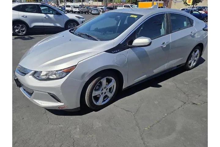 $13950 : Chevrolet Volt 2017 LT 4dr H image 1