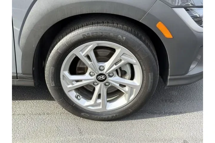 $19999 : Hyundai KONA 2023 AWD SEL 4d image 6