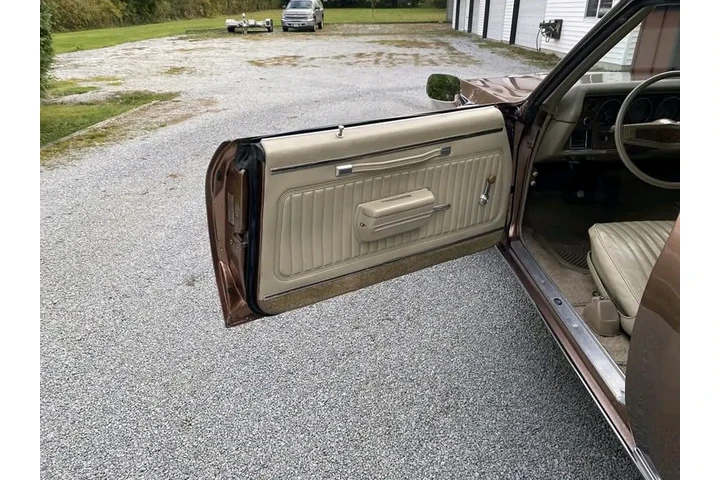 $15000 : 1970 Chevrolet Monte Carlo image 5