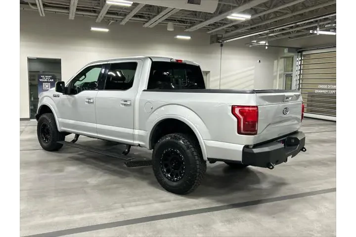 $28495 : Ford F-150 2017 4x4 Lariat 4 image 3