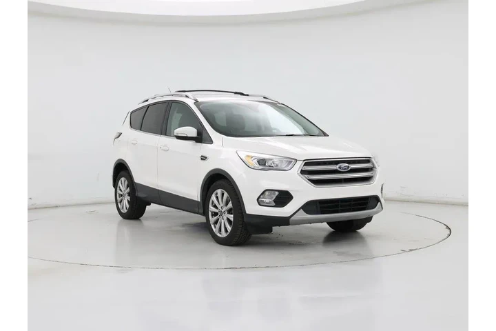 $15998 : Ford Escape 2017 Titanium 4d image 1