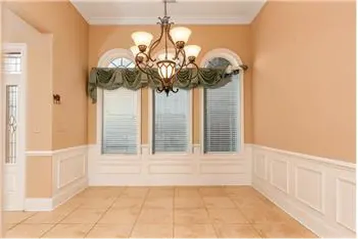 $4200 : Rental property with 4 bedro image 3