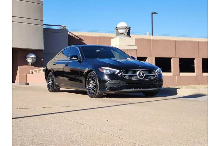 $29990 : Mercedes-Benz C-Class 2022 C image 2