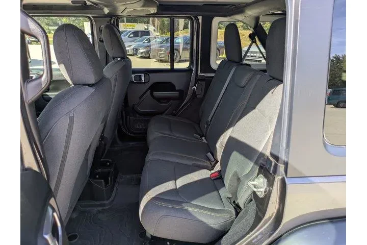 $26990 : Jeep Wrangler 2024 4x4 Sport image 9