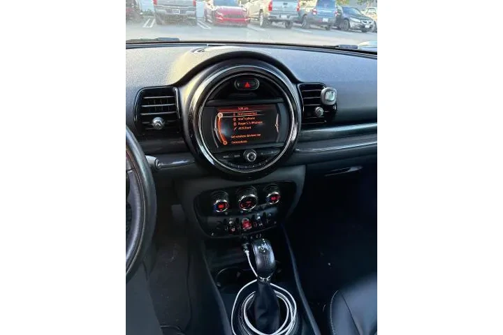 $10300 : MINI Clubman 2017 Cooper 4dr image 8