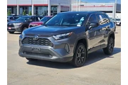 $27616 : Toyota RAV4 2025 LE 4dr SUV thumbnail