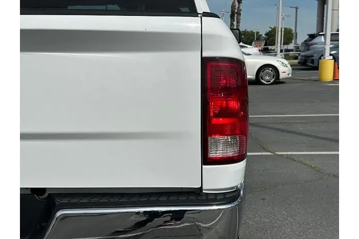 $27995 : Ram 1500 Classic 2024 4x2 SL image 10