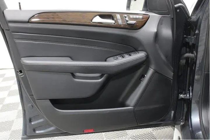 $15987 : Mercedes-Benz M-Class 2015 M image 6