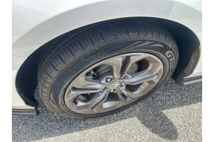 $27958 : Honda Accord Hybrid 2023 EX- image 7