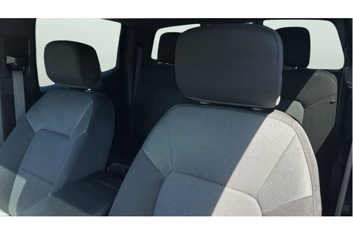 $38888 : Chevrolet Colorado 2024 4x4 image 10