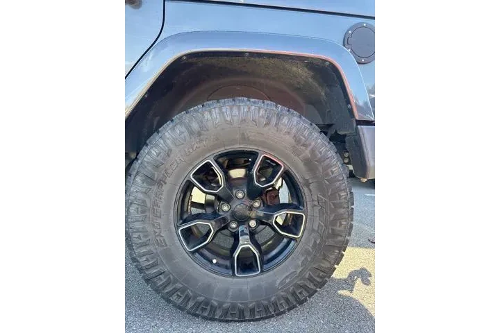 $20651 : Jeep Wrangler Unlimited 2017 image 10