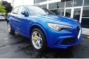 2020 Alfa Romeo Stelvio thumbnail