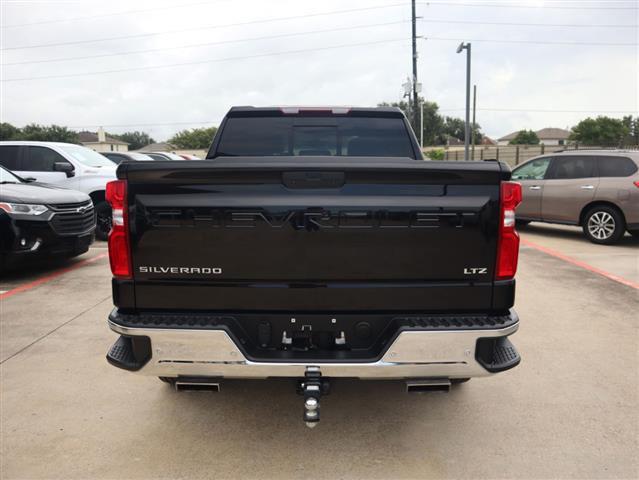 $41995 : 2021 Silverado 1500 LTZ Crew image 5