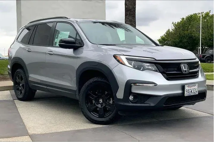 $33985 : Honda Pilot 2022 AWD TrailSp image 2