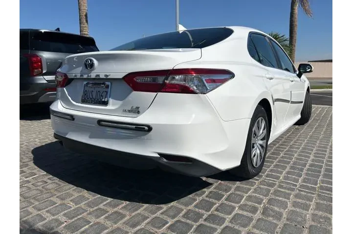 $21995 : Toyota Camry Hybrid 2020 LE image 4