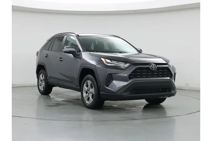 $33998 : Toyota RAV4 2022 AWD XLE 4dr image 1