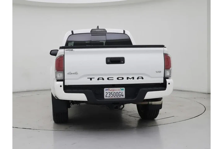 $34998 : Toyota Tacoma 2018 4x4 Limit image 6