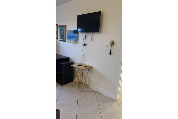 $1000 : Habitación amueblada image 3