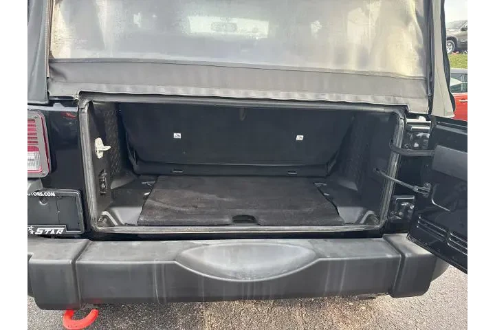 $18988 : Jeep Wrangler 2015 4x4 Sport image 6