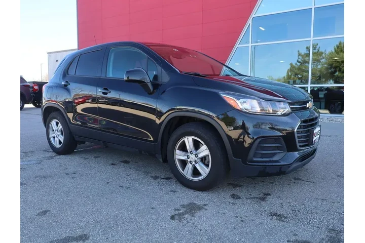 $10877 : Chevrolet Trax 2020 LS 4dr C image 2