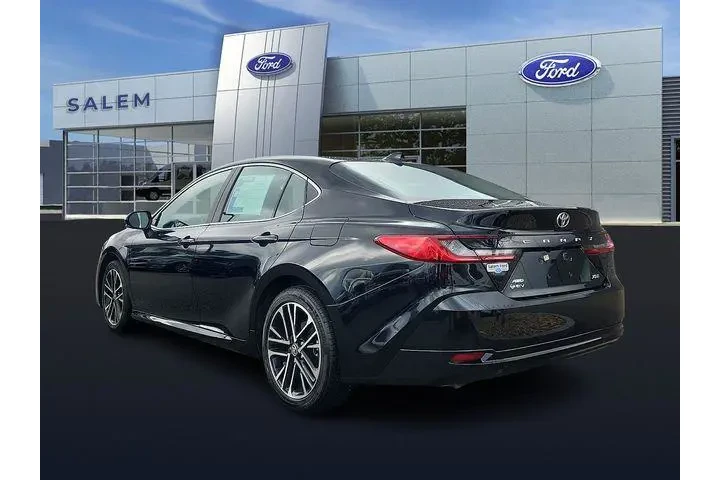 $31990 : Toyota Camry 2025 AWD SE 4dr image 4