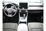 $39990 : Toyota RAV4 Plug-in Hybrid 2 thumbnail
